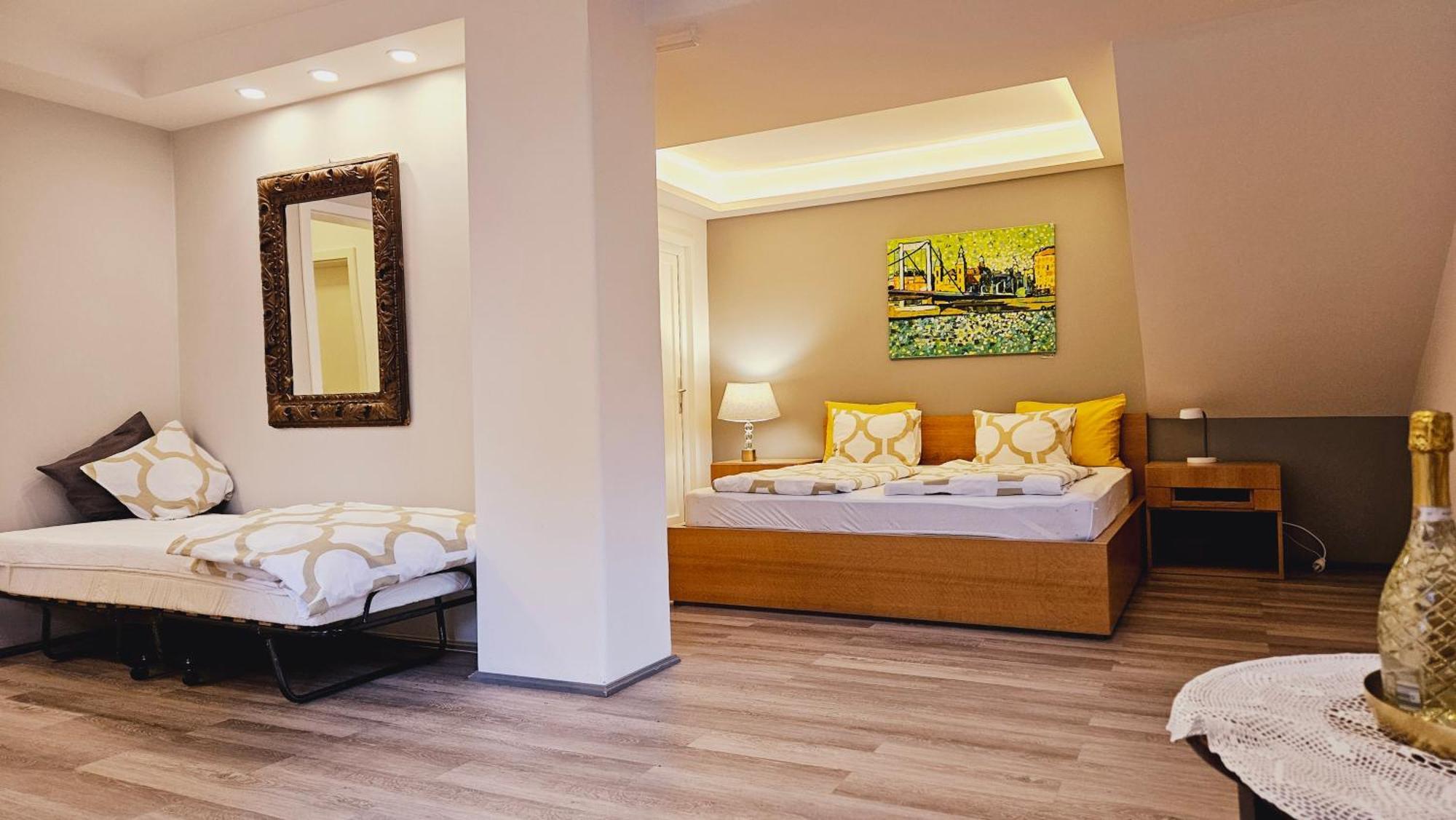 Budasmile Appartment At Buda Castle - Aircon & Free Parking Budapeszt Zewnętrze zdjęcie